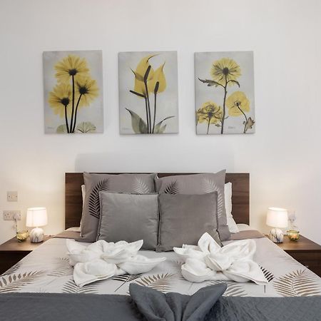 Modern 2Br Stylish Apartment With 2 Balconies - Close To St Julian'S & Sliema & Yacht Marina Pietà Εξωτερικό φωτογραφία