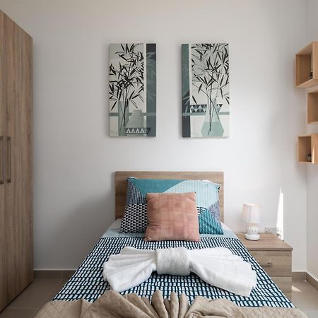 Modern 2Br Stylish Apartment With 2 Balconies - Close To St Julian'S & Sliema & Yacht Marina Pietà Εξωτερικό φωτογραφία