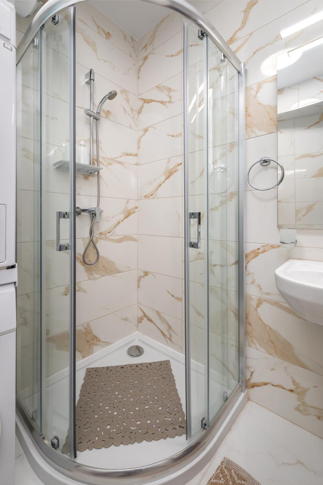 Modern 2Br Stylish Apartment With 2 Balconies - Close To St Julian'S & Sliema & Yacht Marina Pietà Εξωτερικό φωτογραφία